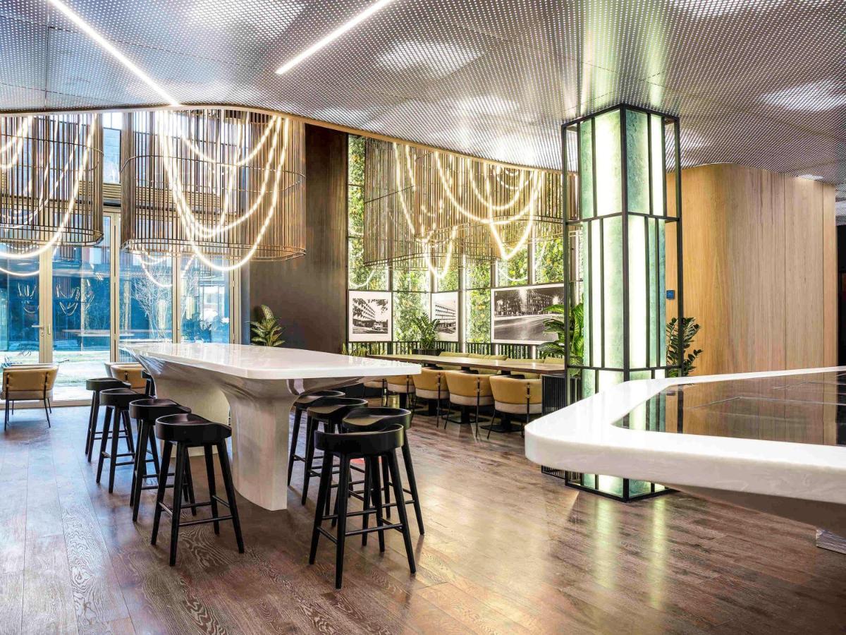 Novotel Living Almaty Jetisu ภายนอก รูปภาพ